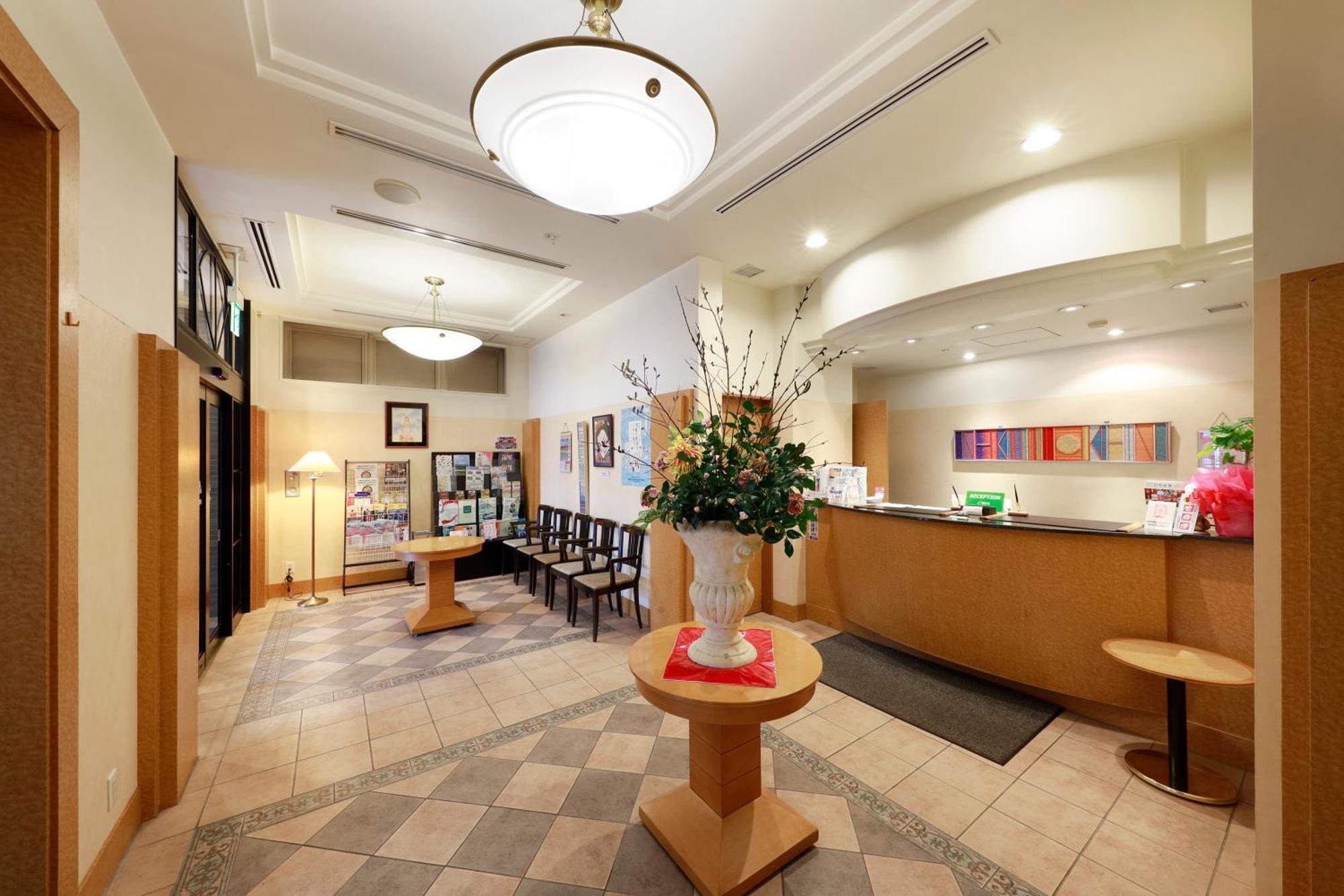 Blossom Hotel Хиросаки Экстерьер фото
